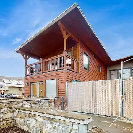 Driftin' Cabanas Chelan Exterior photo